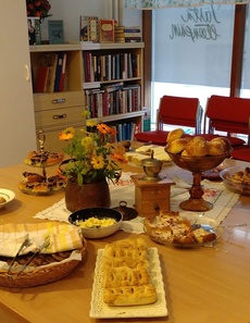 Kahvibuffet tarjontaa
Kuva Sirkku Hamunen