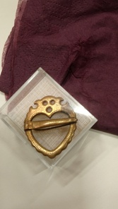 Vanha pronssinen solki