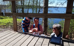 Matkan varrella löytyi geokätkö