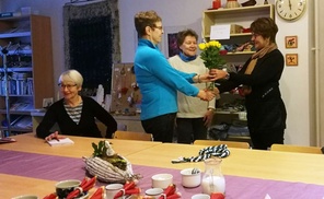 Vieraat toi kukan jonka Sirkku vastaanottaa